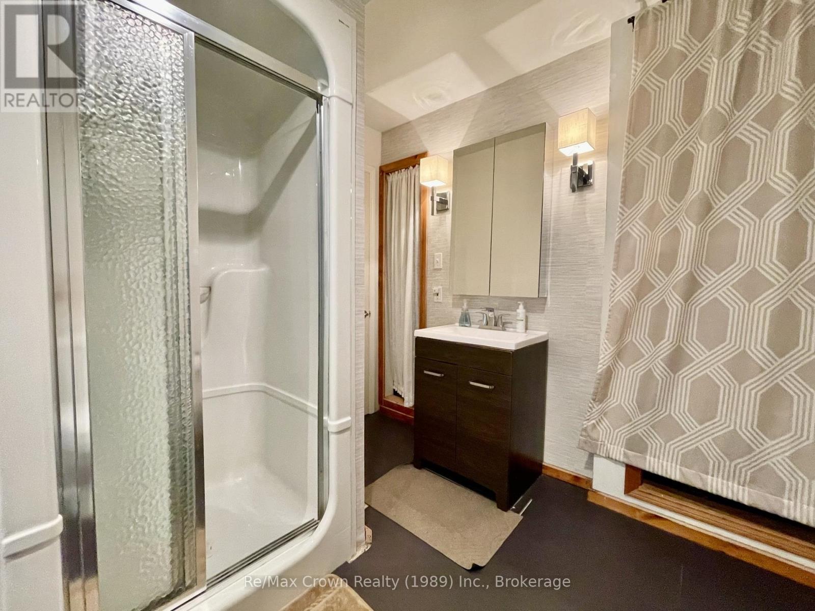 581 LIMBERLOST POINT ROAD - 23