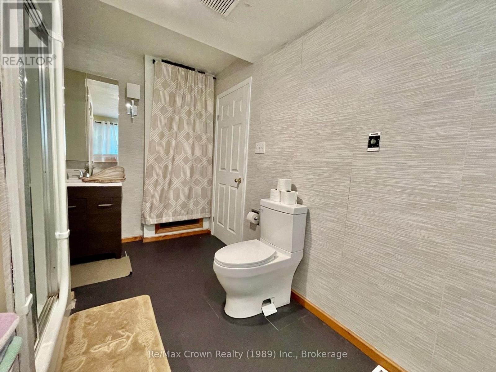 581 LIMBERLOST POINT ROAD - 25