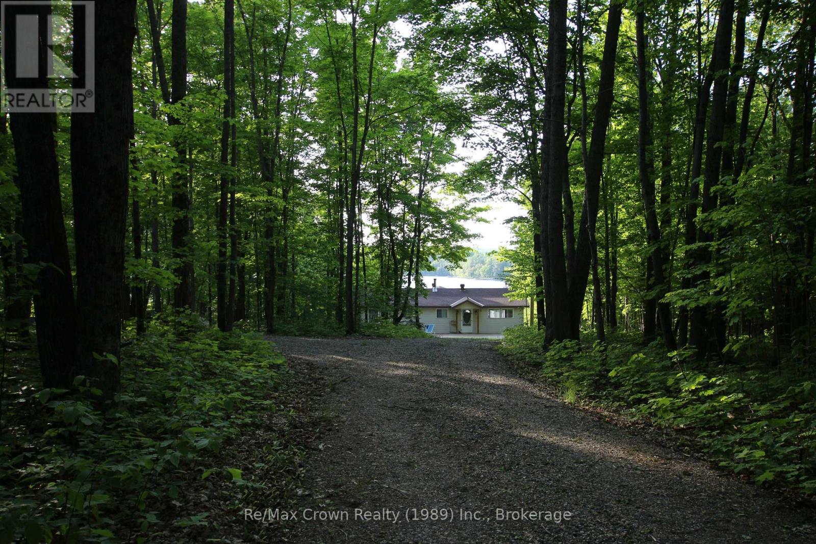 581 LIMBERLOST POINT ROAD - 8