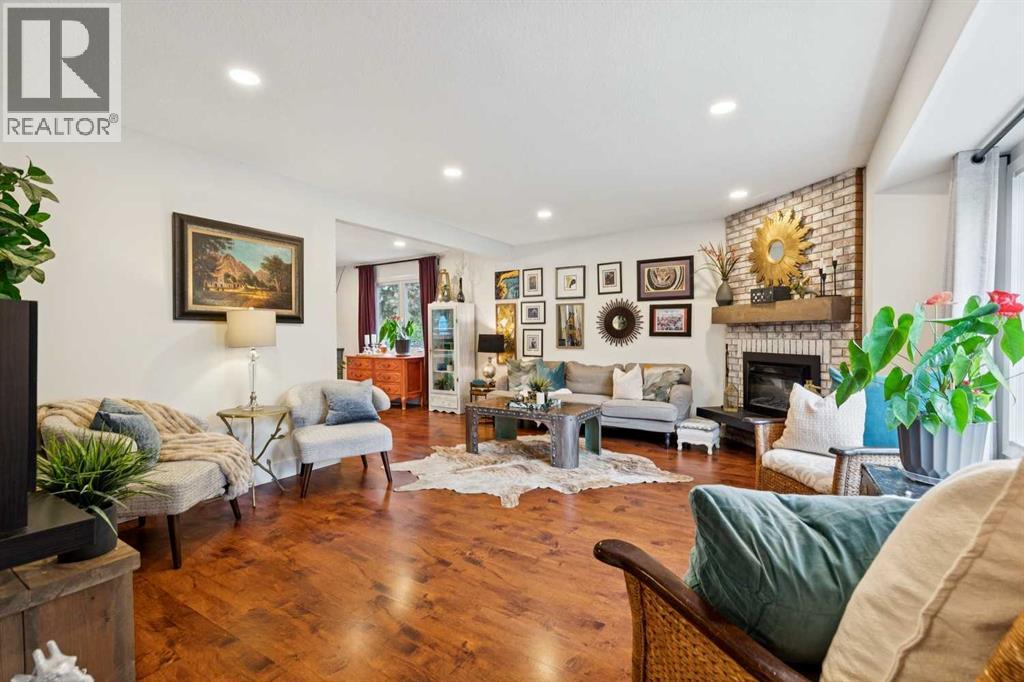 444 Bracewood Crescent SW - 4