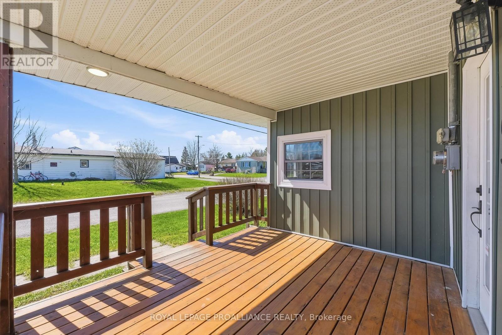163 BALDWIN STREET - 10