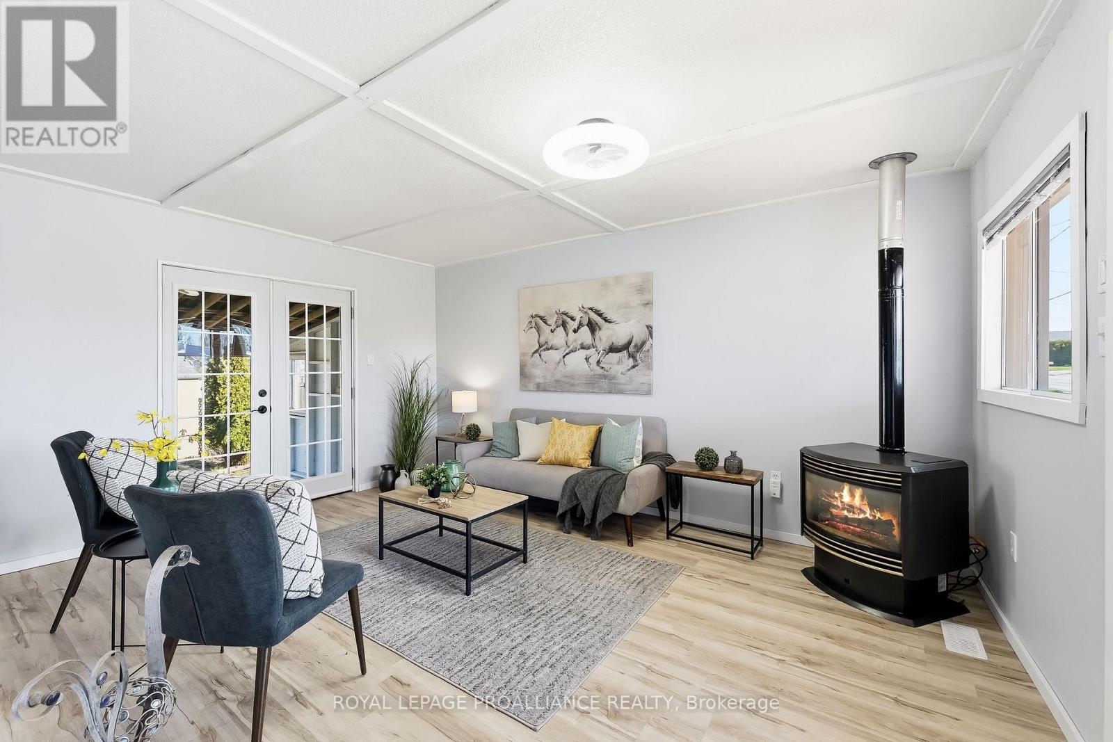 163 BALDWIN STREET - 14