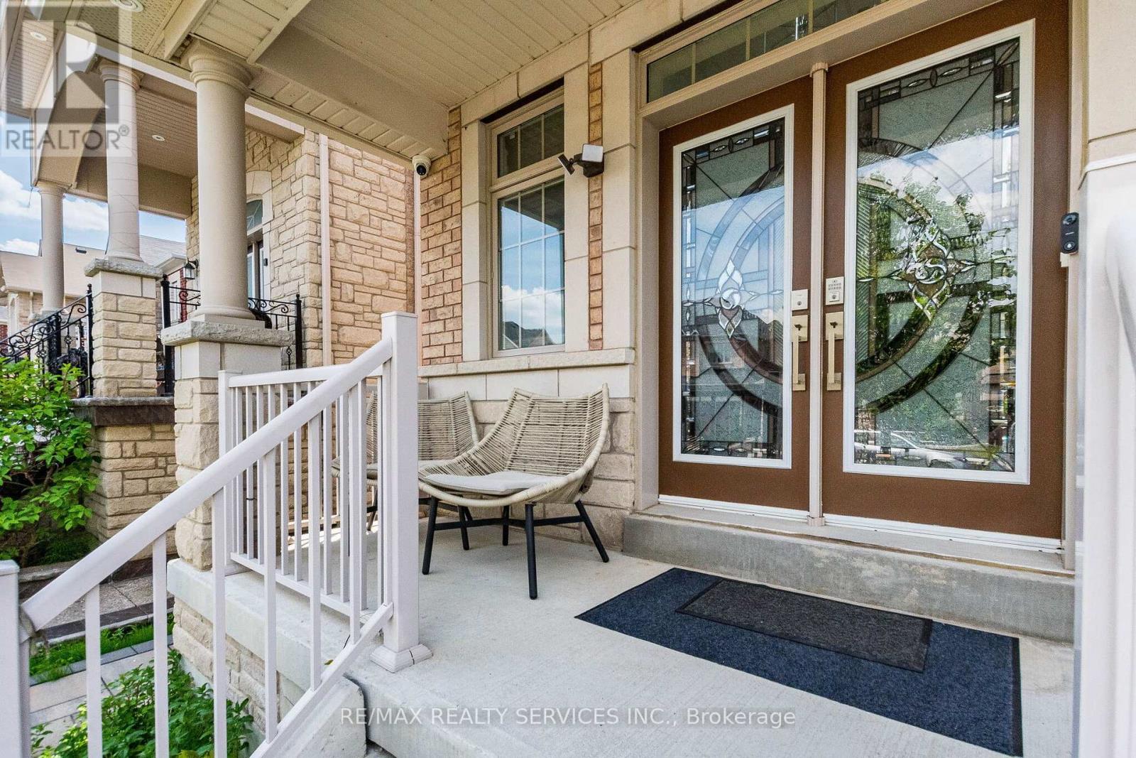 10 PINEDALE AVENUE - 5