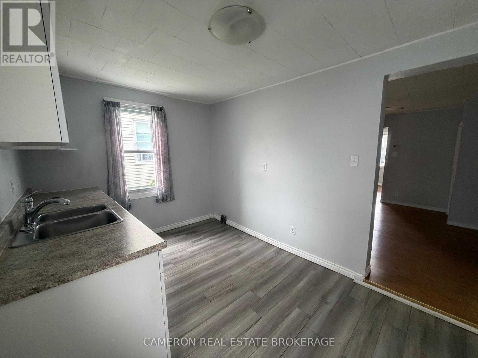 507-509 WALTON STREET - 18
