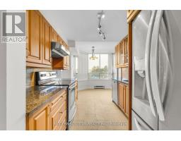 426 - 32 Clarissa Drive, Richmond Hill, ON L4C9R7 Photo 16