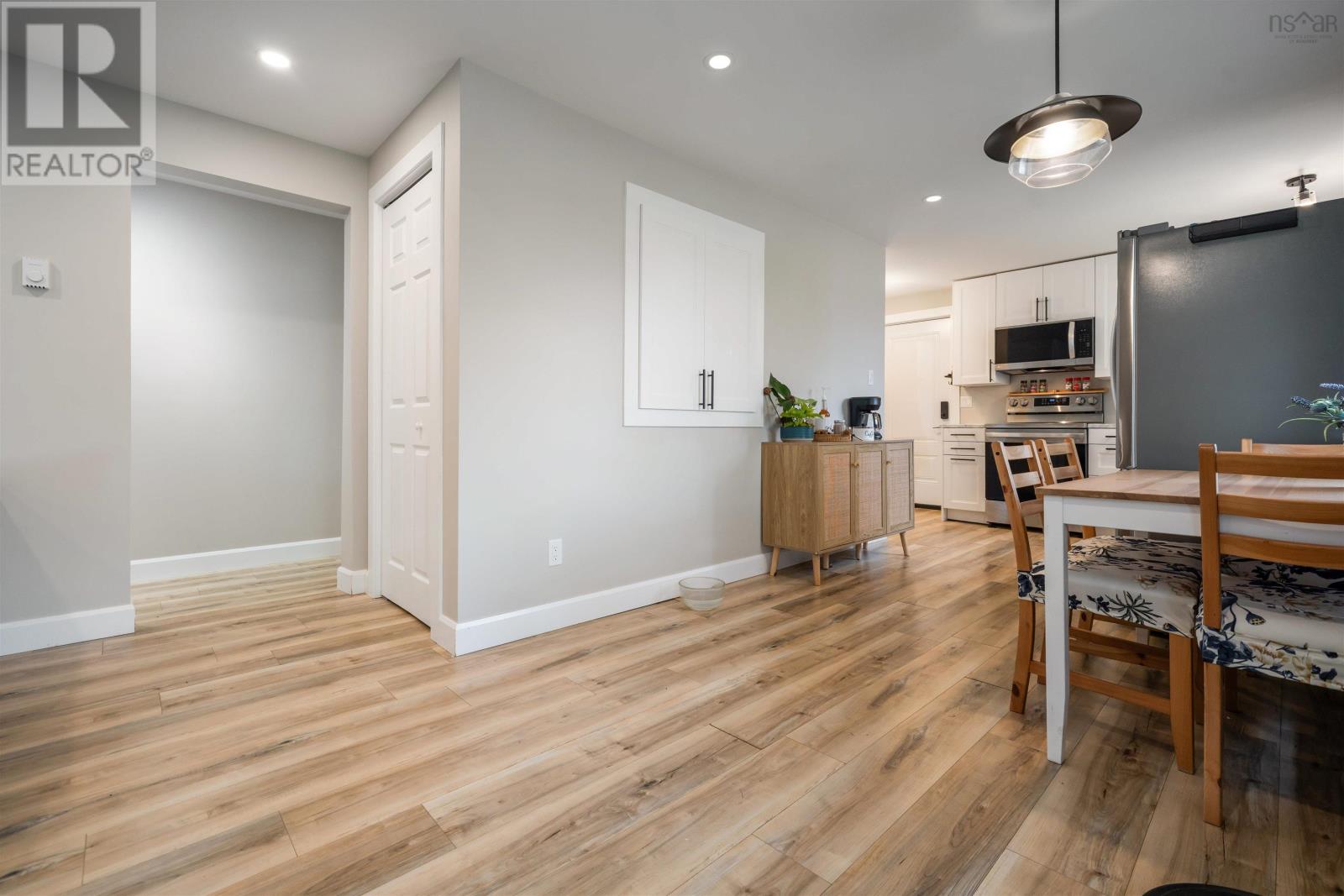 11 Lacey Road - 9