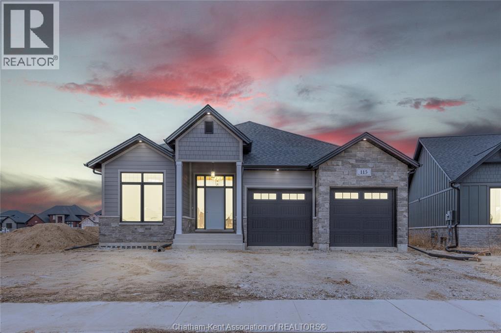 30 ROSEWOOD CRESCENT - 4