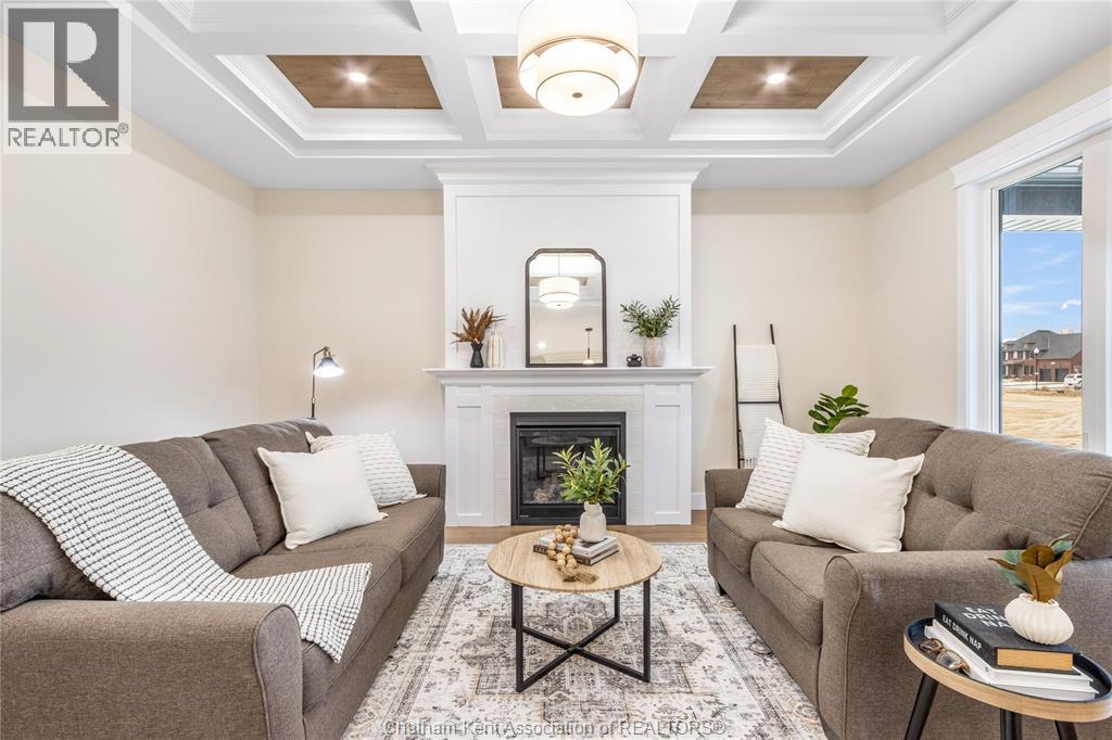 30 ROSEWOOD CRESCENT - 10
