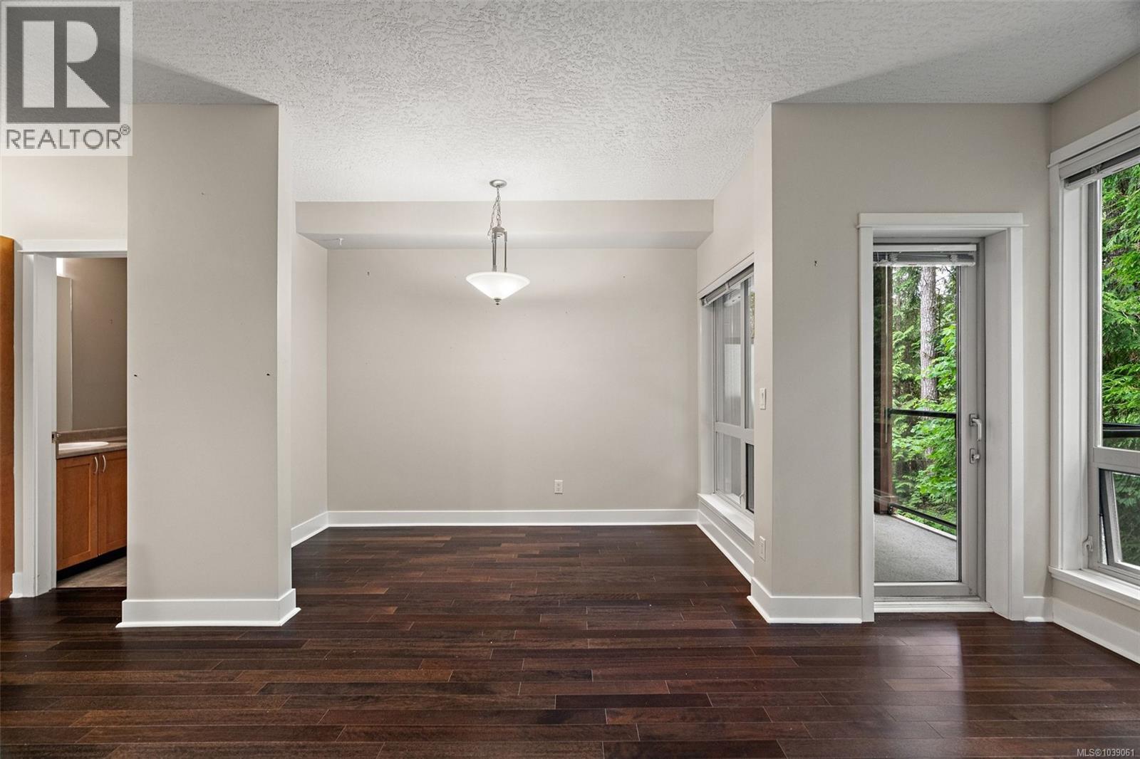 #205 631 Brookside Rd - 12