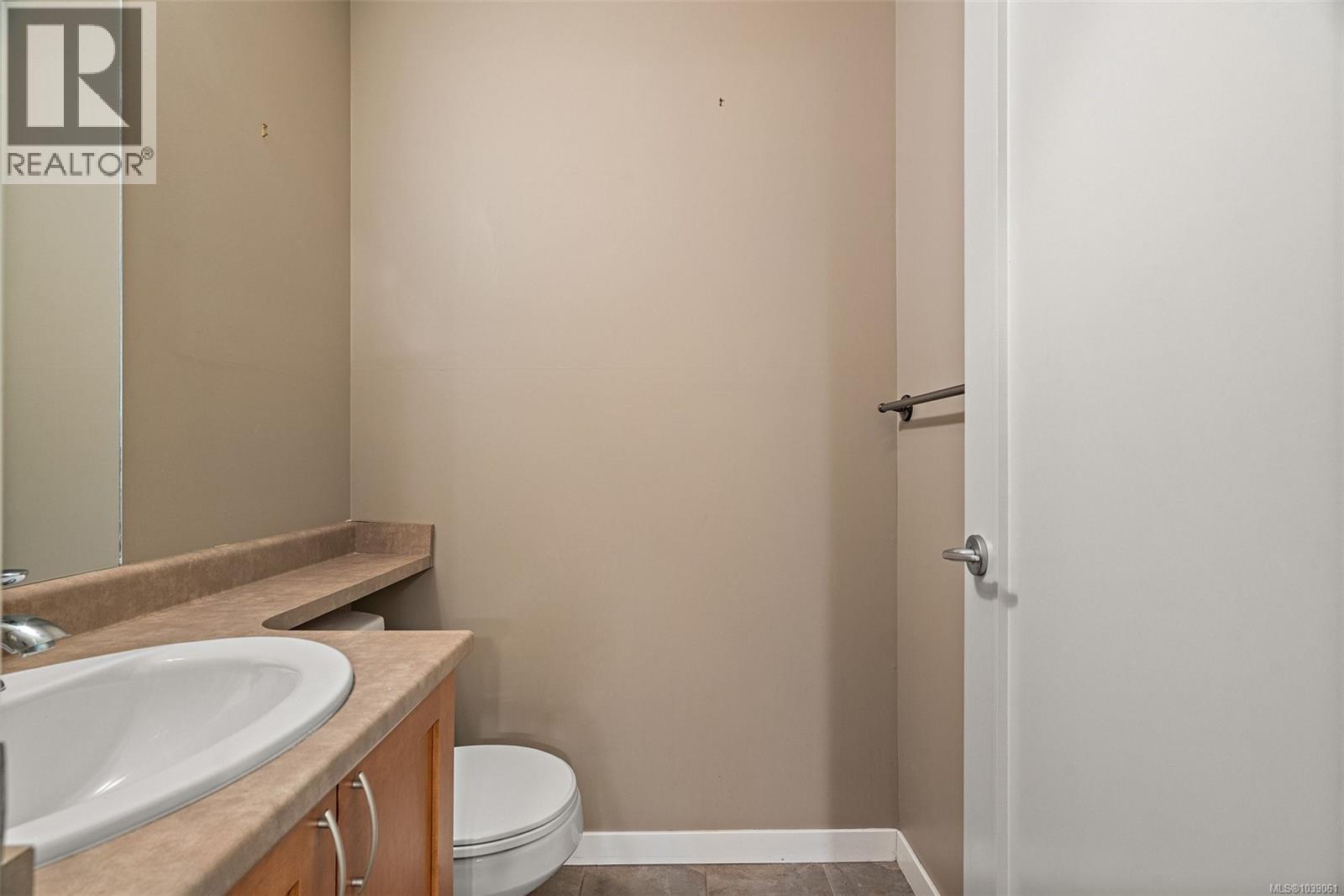 #205 631 Brookside Rd - 11