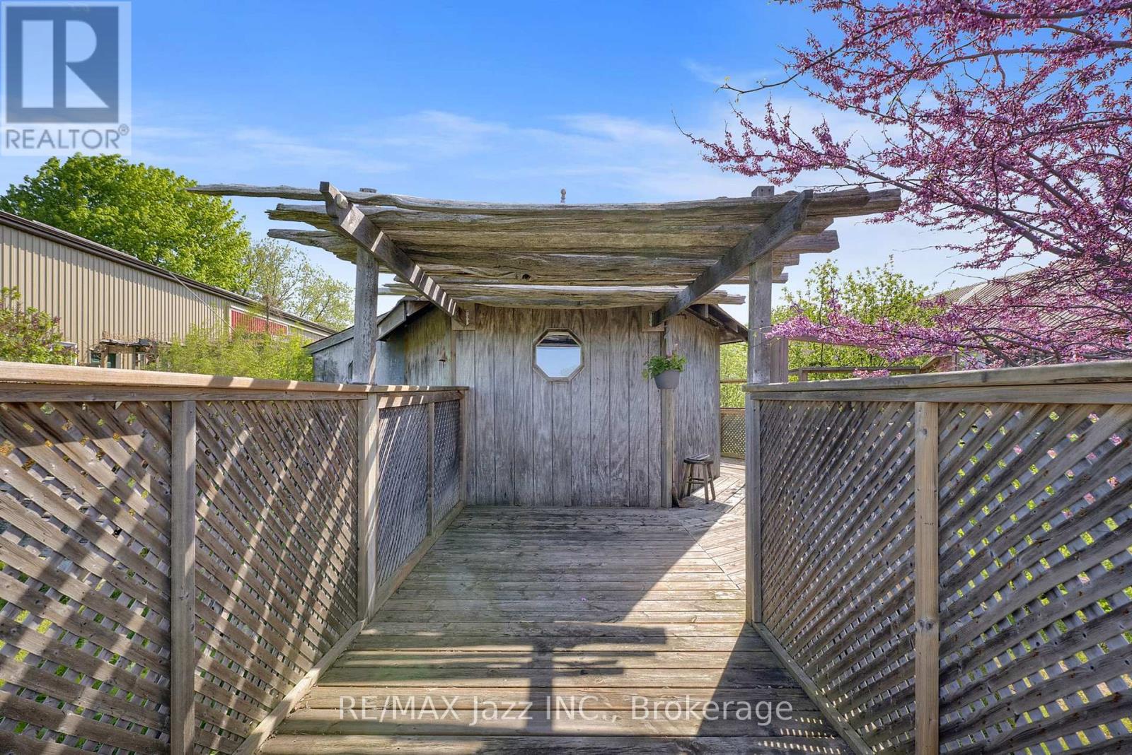 2402 GANARASKA ROAD - 11