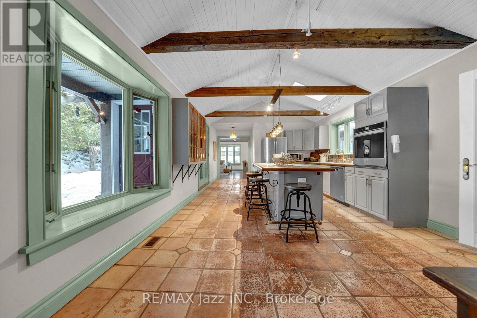 2402 GANARASKA ROAD - 19