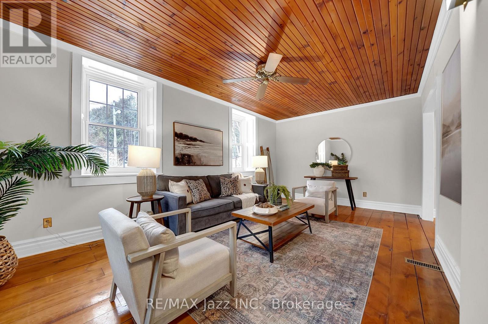 2402 GANARASKA ROAD - 22