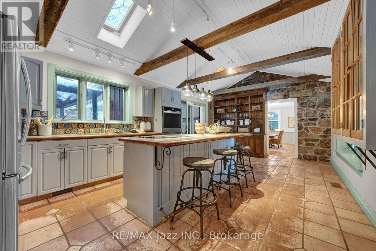 2402 GANARASKA ROAD - 3