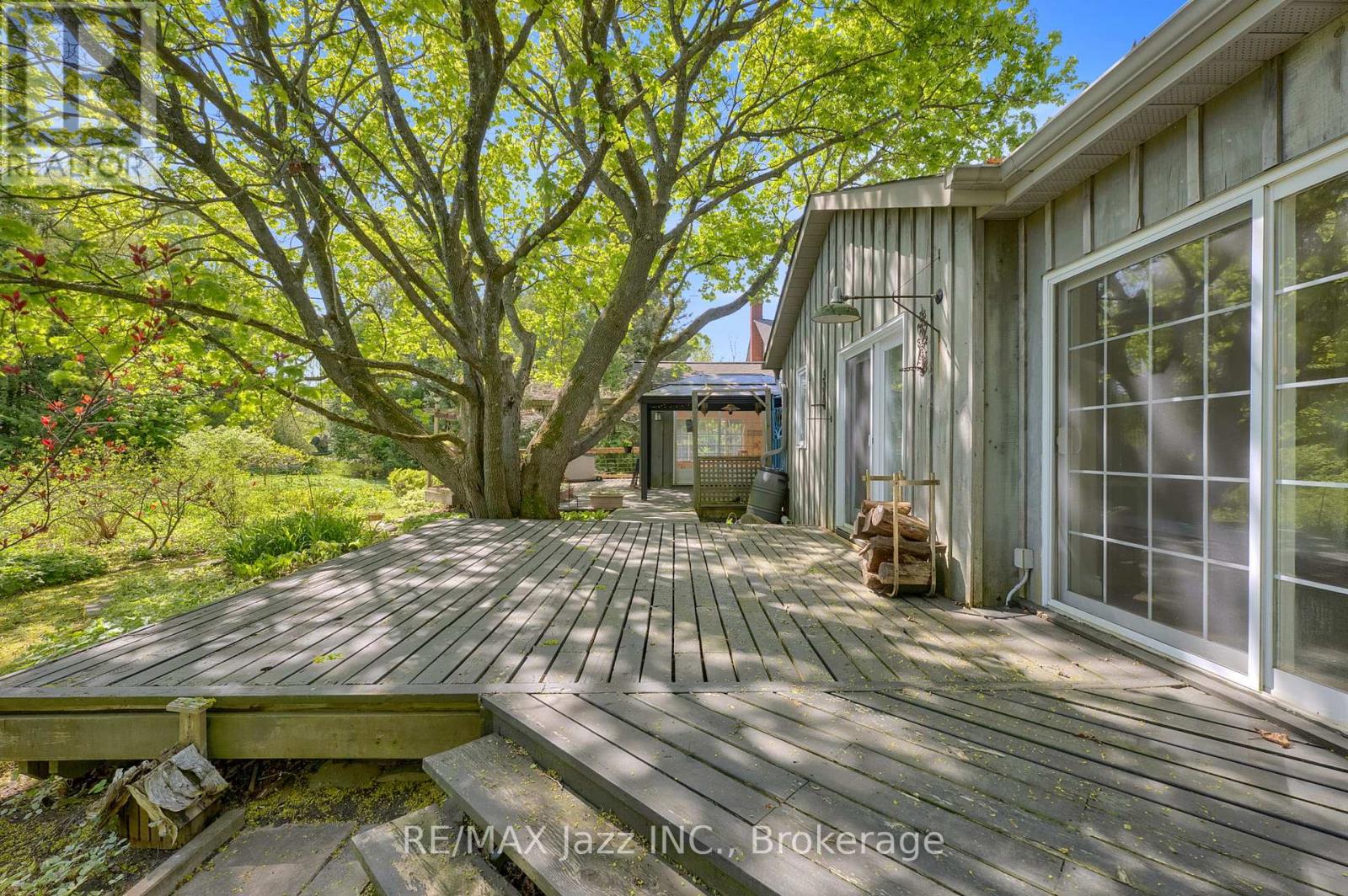 2402 GANARASKA ROAD - 36