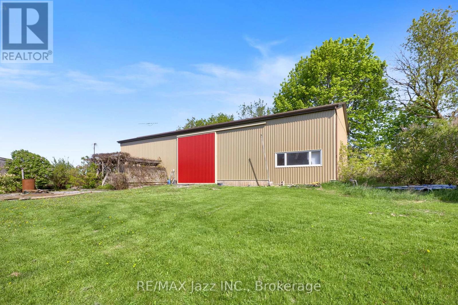 2402 GANARASKA ROAD - 7