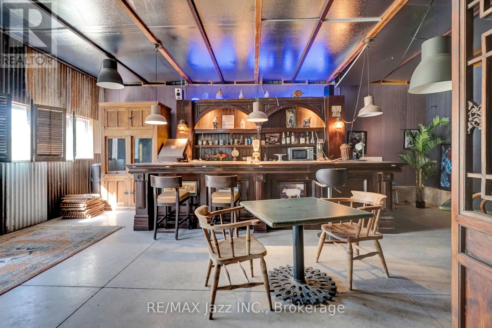 2402 GANARASKA ROAD - 9