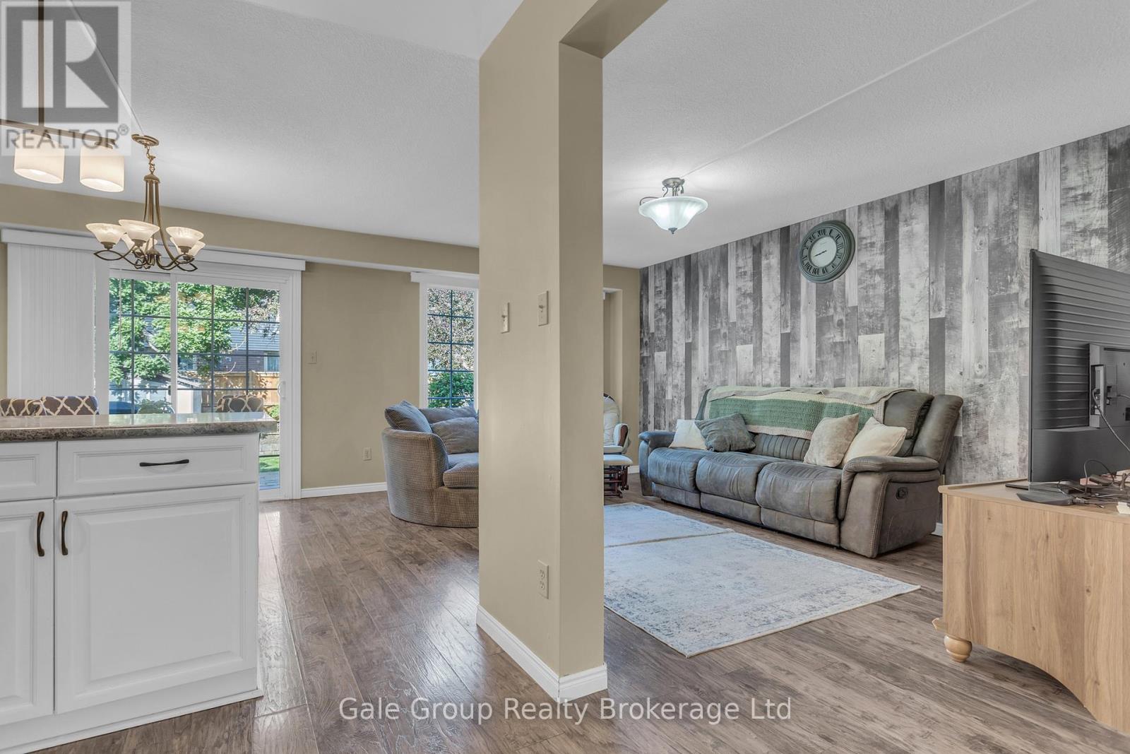 1030 PEARSON DRIVE - 9