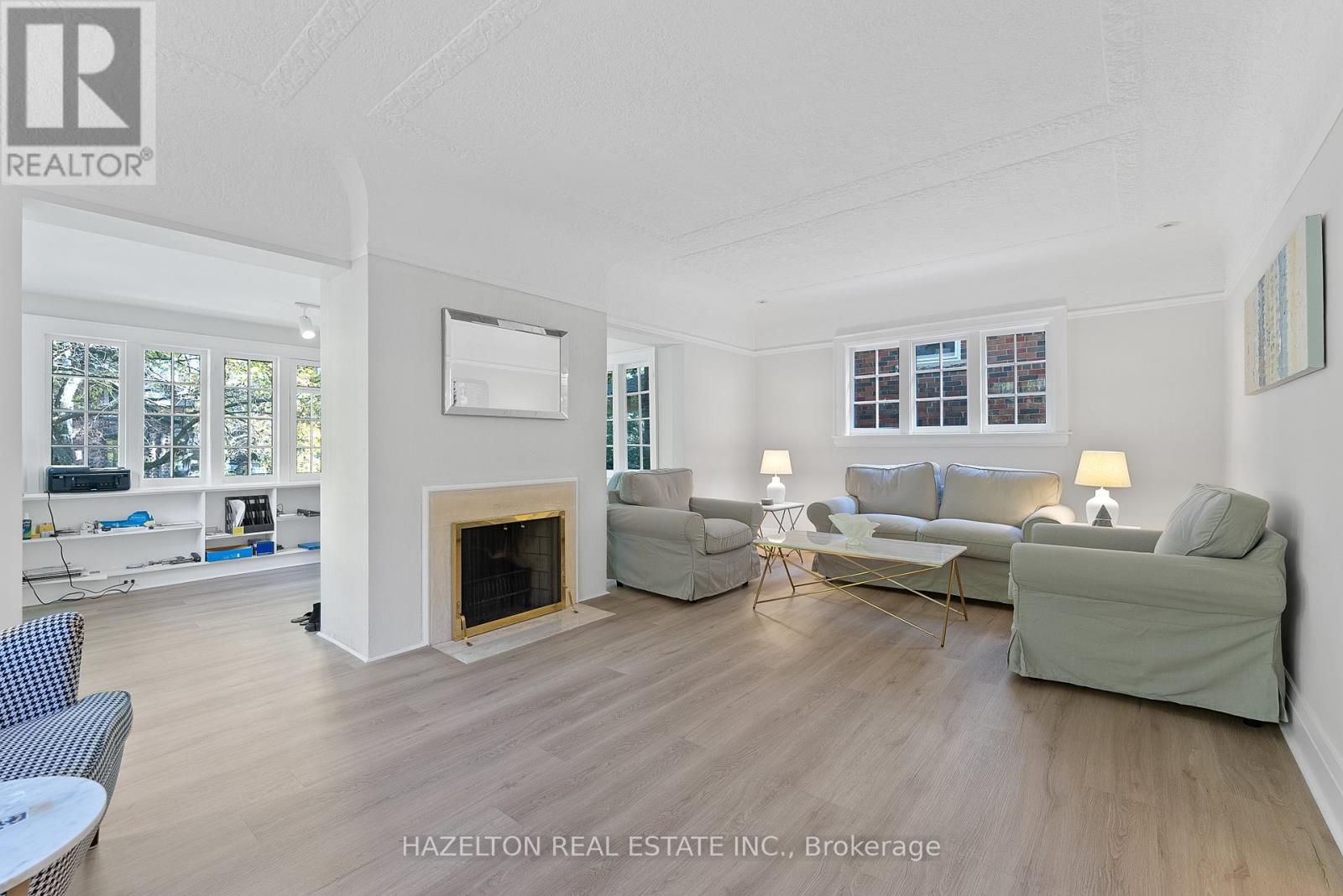 16 WELLS HILL AVENUE - 11