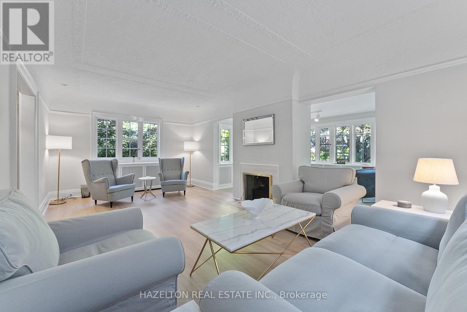 16 WELLS HILL AVENUE - 12