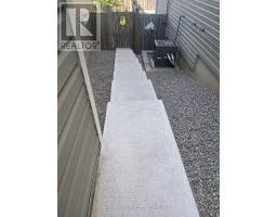 1716 Arborwood Drive, Oshawa, ON L1K0P1 Photo 10