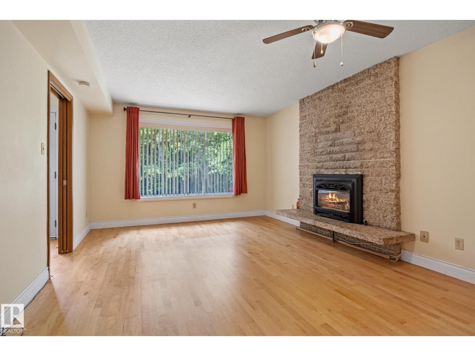 9 GLENVIEW CR — photo 10