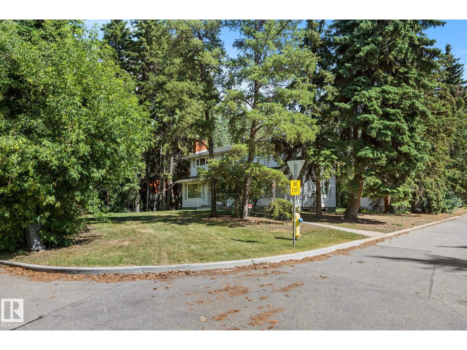 9 GLENVIEW CR — photo 32