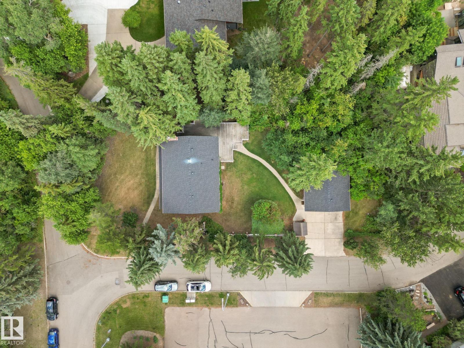 9 GLENVIEW CR — photo 41