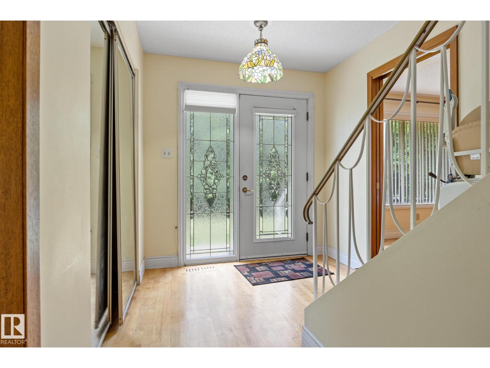 9 GLENVIEW CR - photo 5