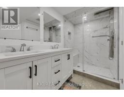 108 Cardinal Crescent, Newmarket, ON L3Y5Y6 Photo 12