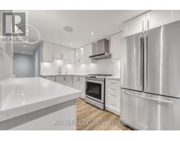 108 Cardinal Crescent, Newmarket, ON L3Y5Y6 Photo 9