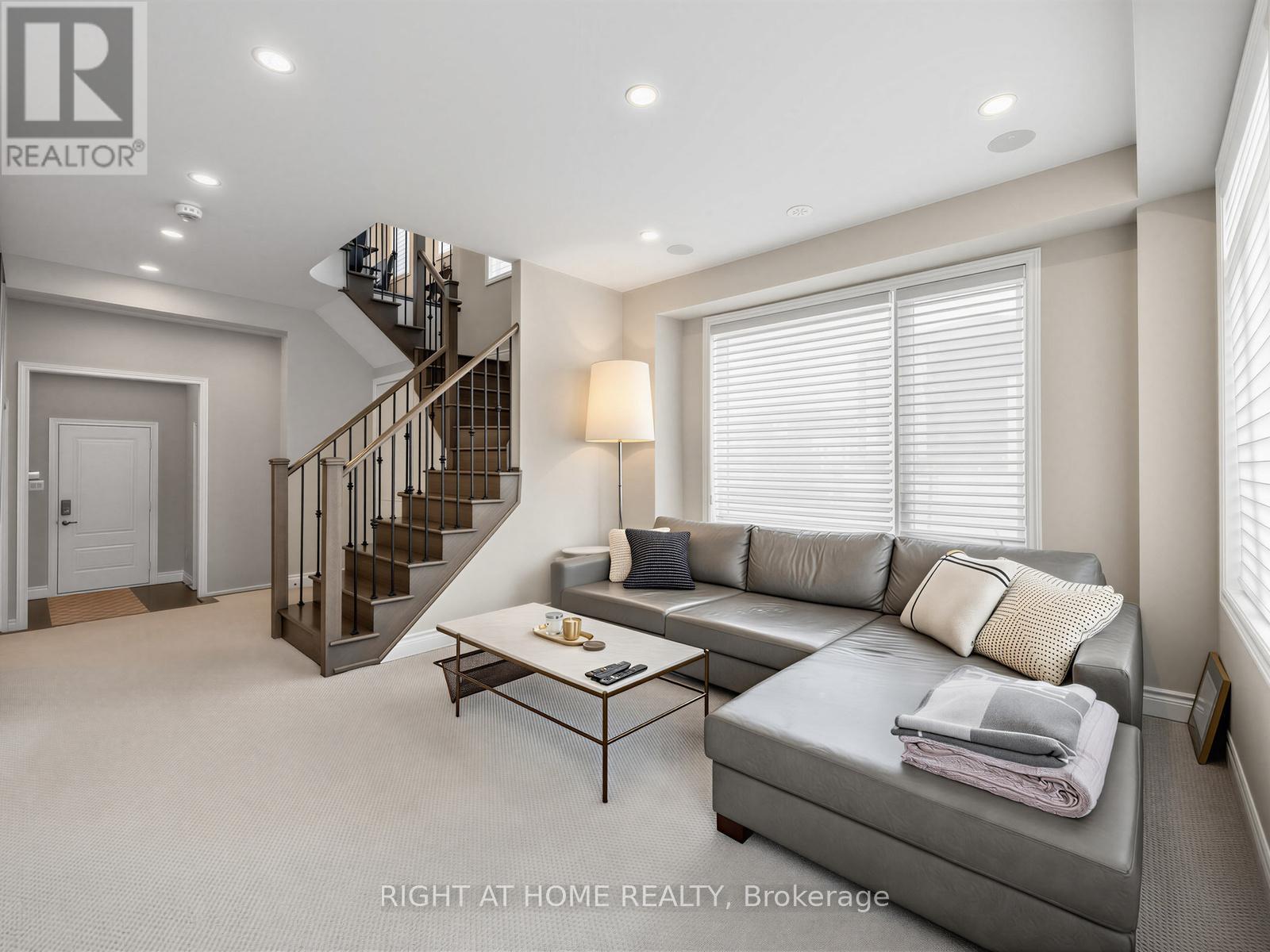 88 CRIMSON FOREST DRIVE - 18