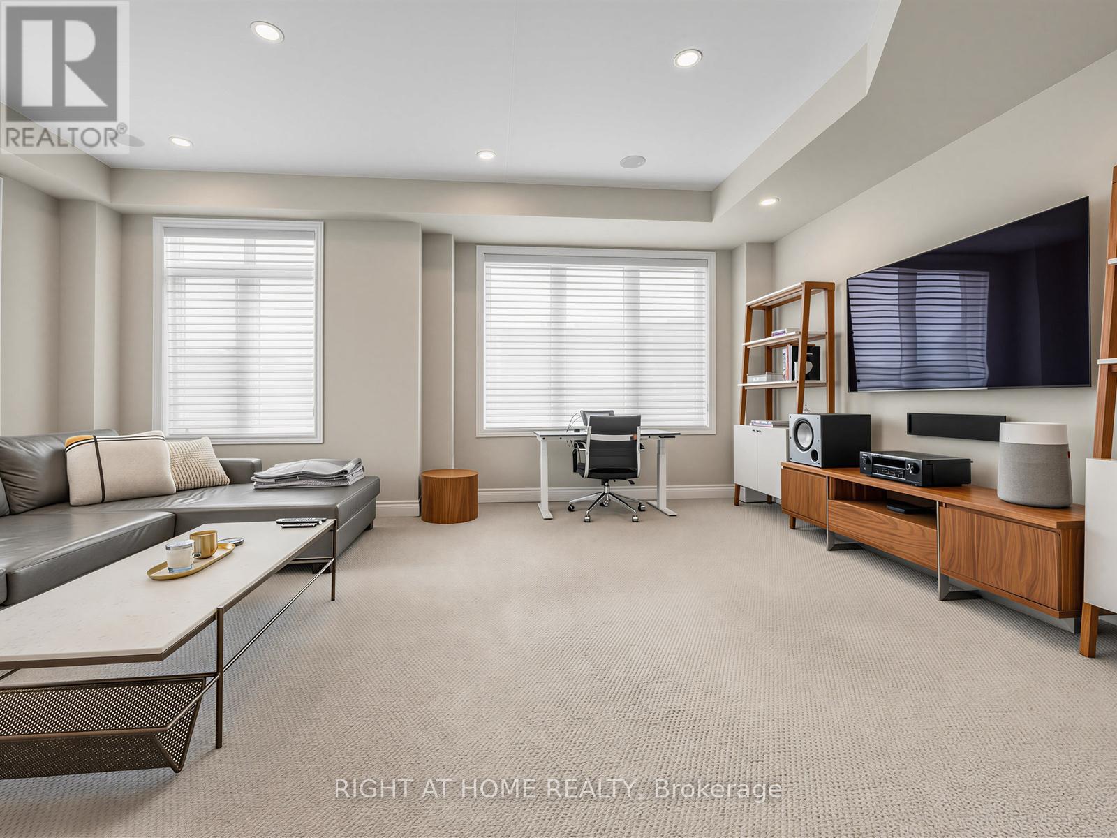 88 CRIMSON FOREST DRIVE - 20
