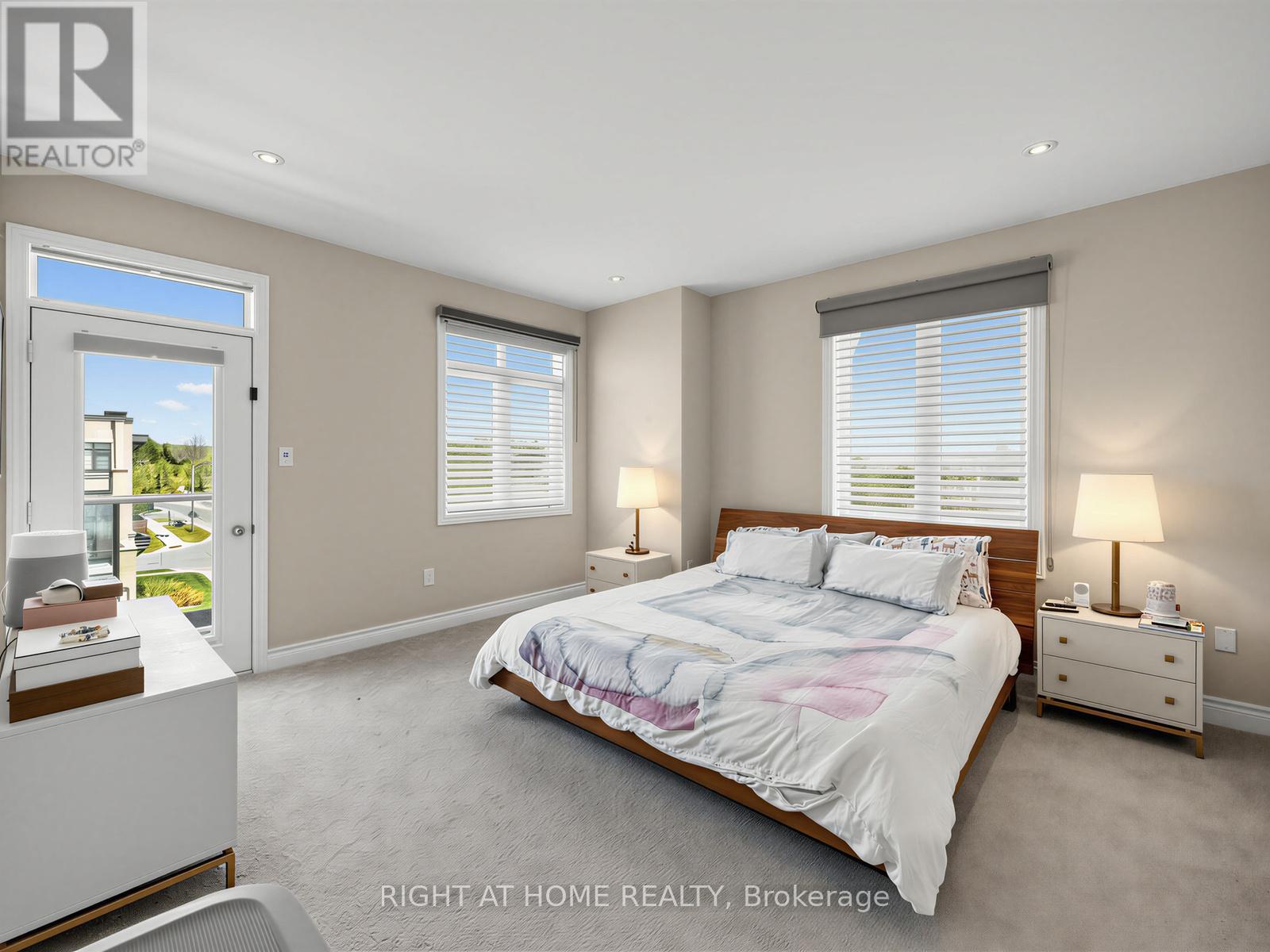 88 CRIMSON FOREST DRIVE - 33