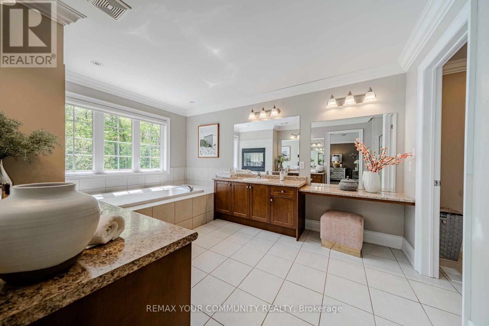 3447 LIPTAY AVENUE - 22
