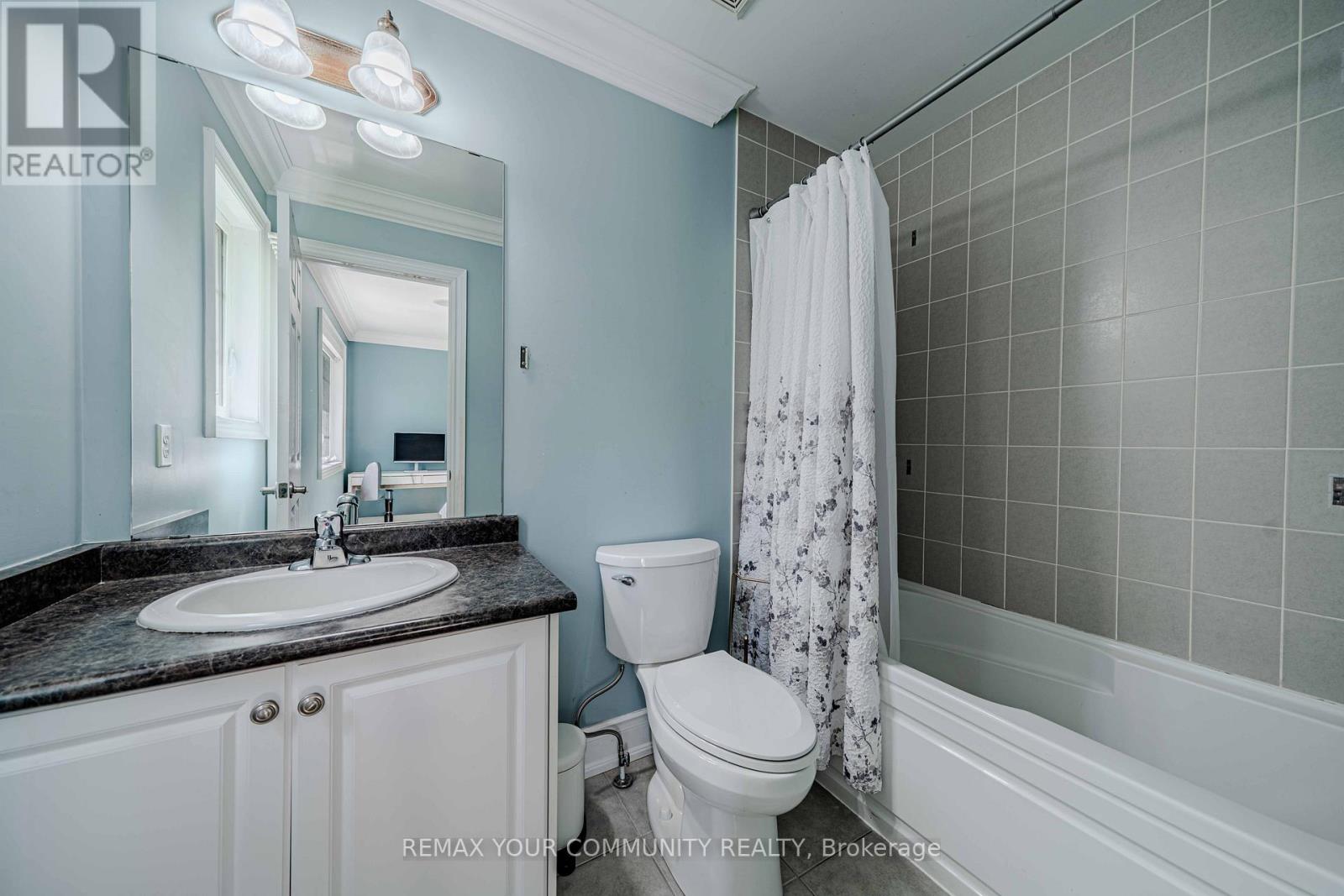 3447 LIPTAY AVENUE - 26