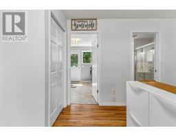 Kitchen - 1250 Arkell Road, Milton, ON N1H6H8 Photo 6