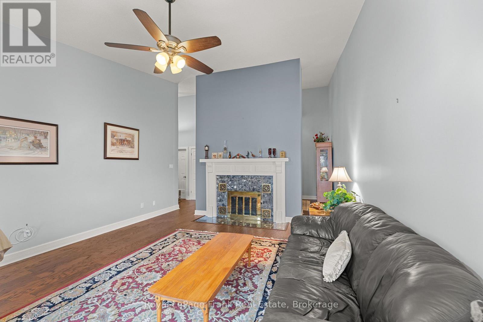 #403 1 SHERWOOD STREET - 15