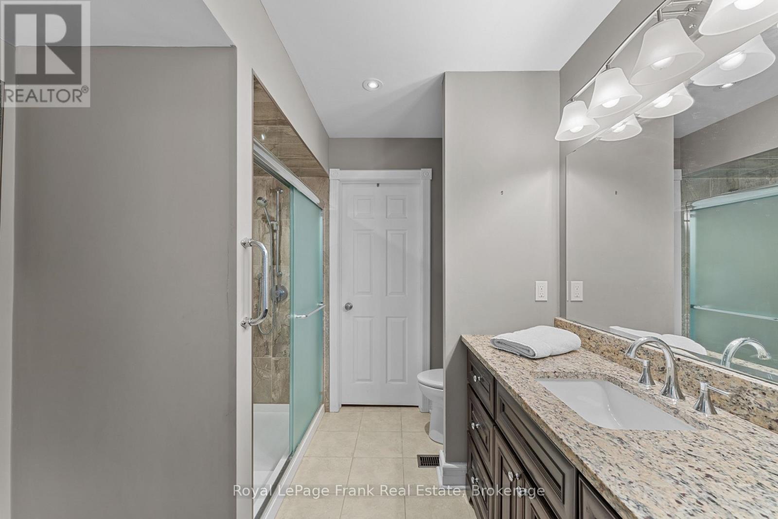 #403 1 SHERWOOD STREET - 24