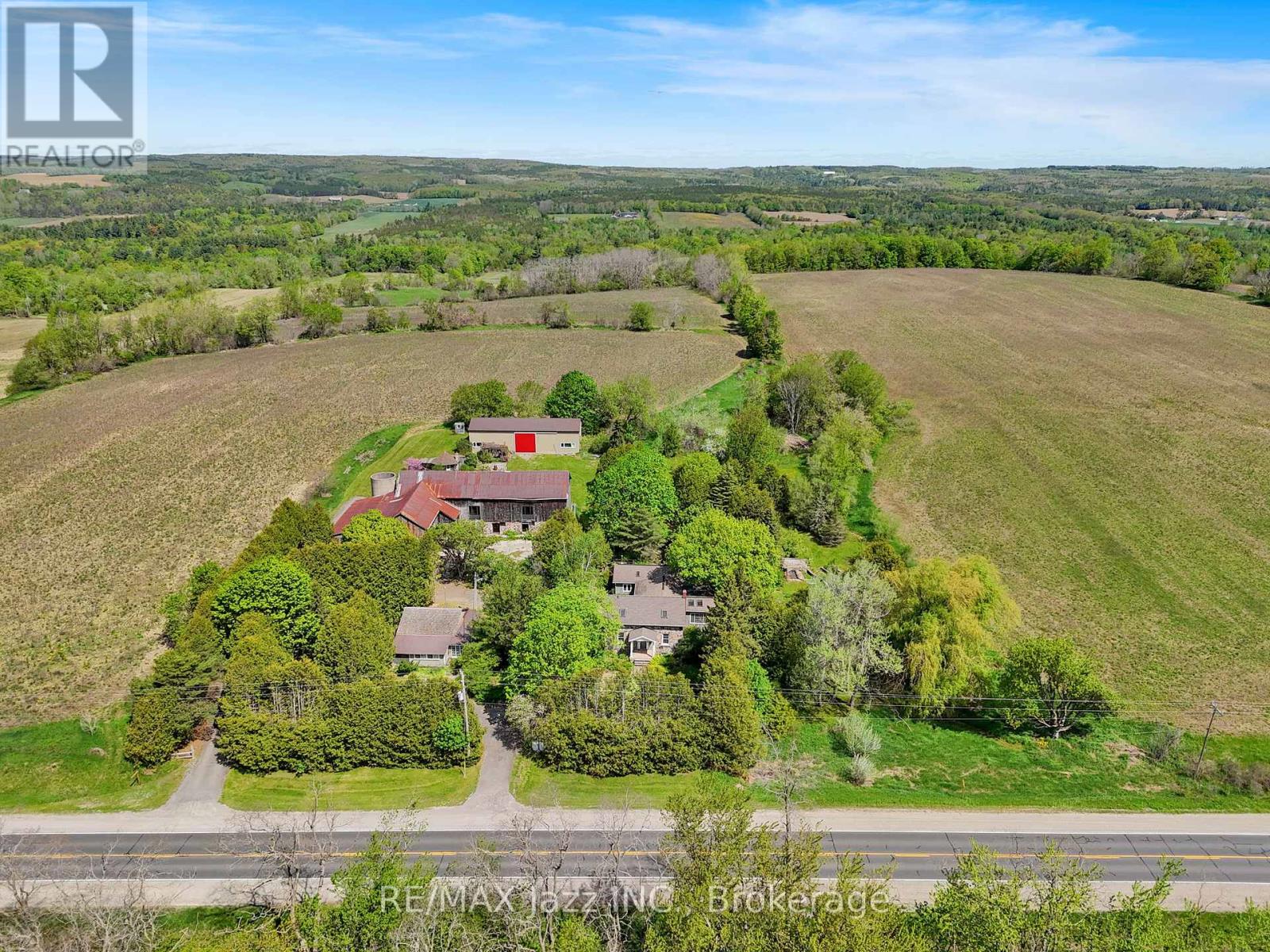 2402 GANARASKA ROAD - 2