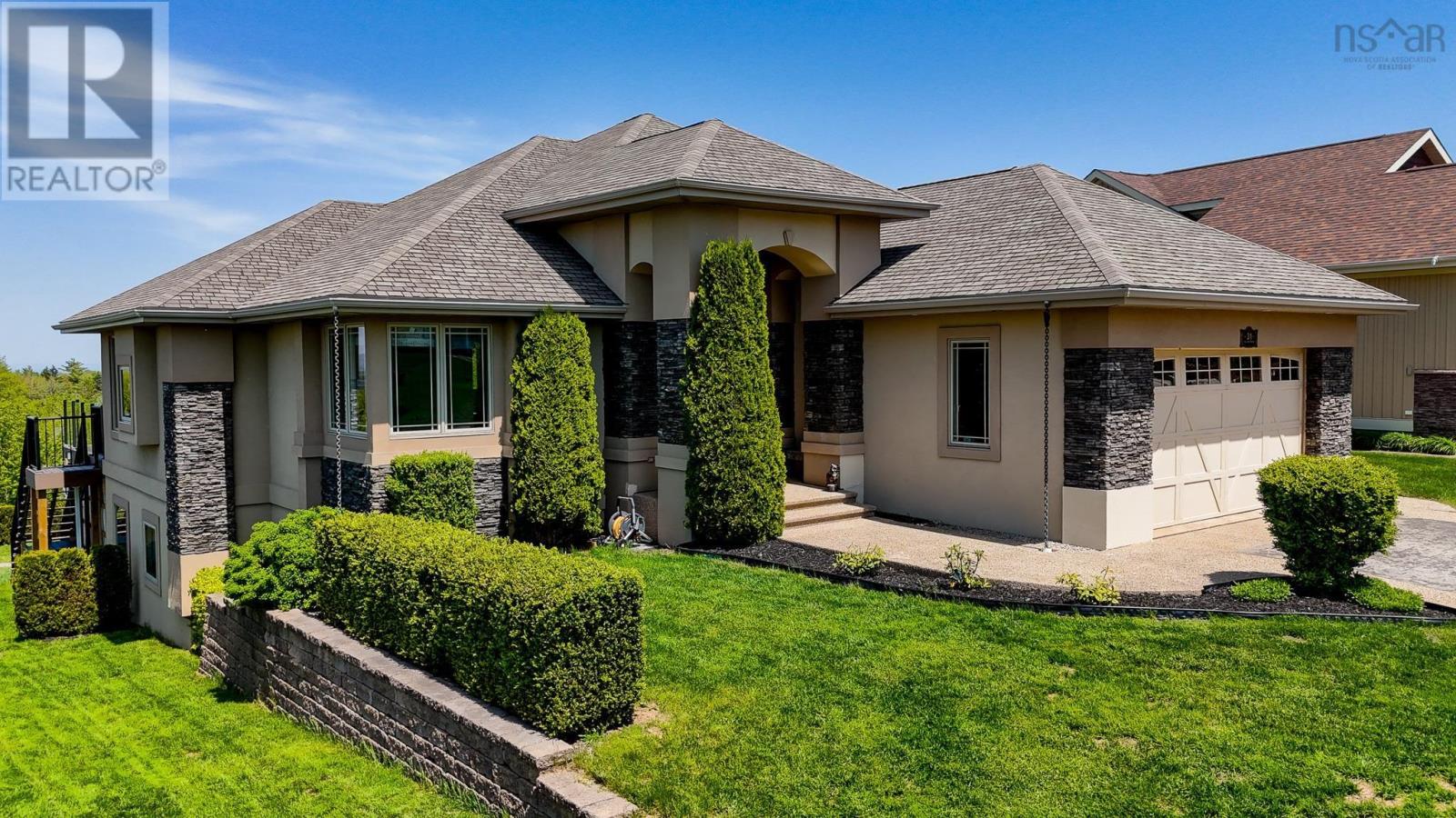 31 Falcon Drive - Image 2