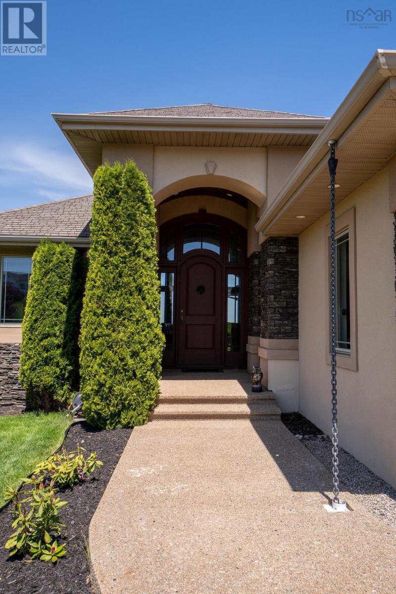 31 Falcon Drive - Image 3