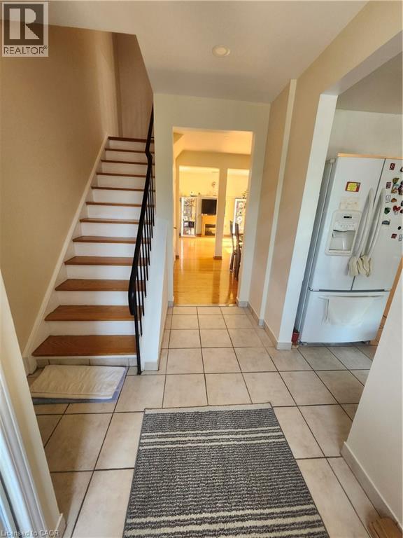 #15 25 GOSFORD Boulevard - 4