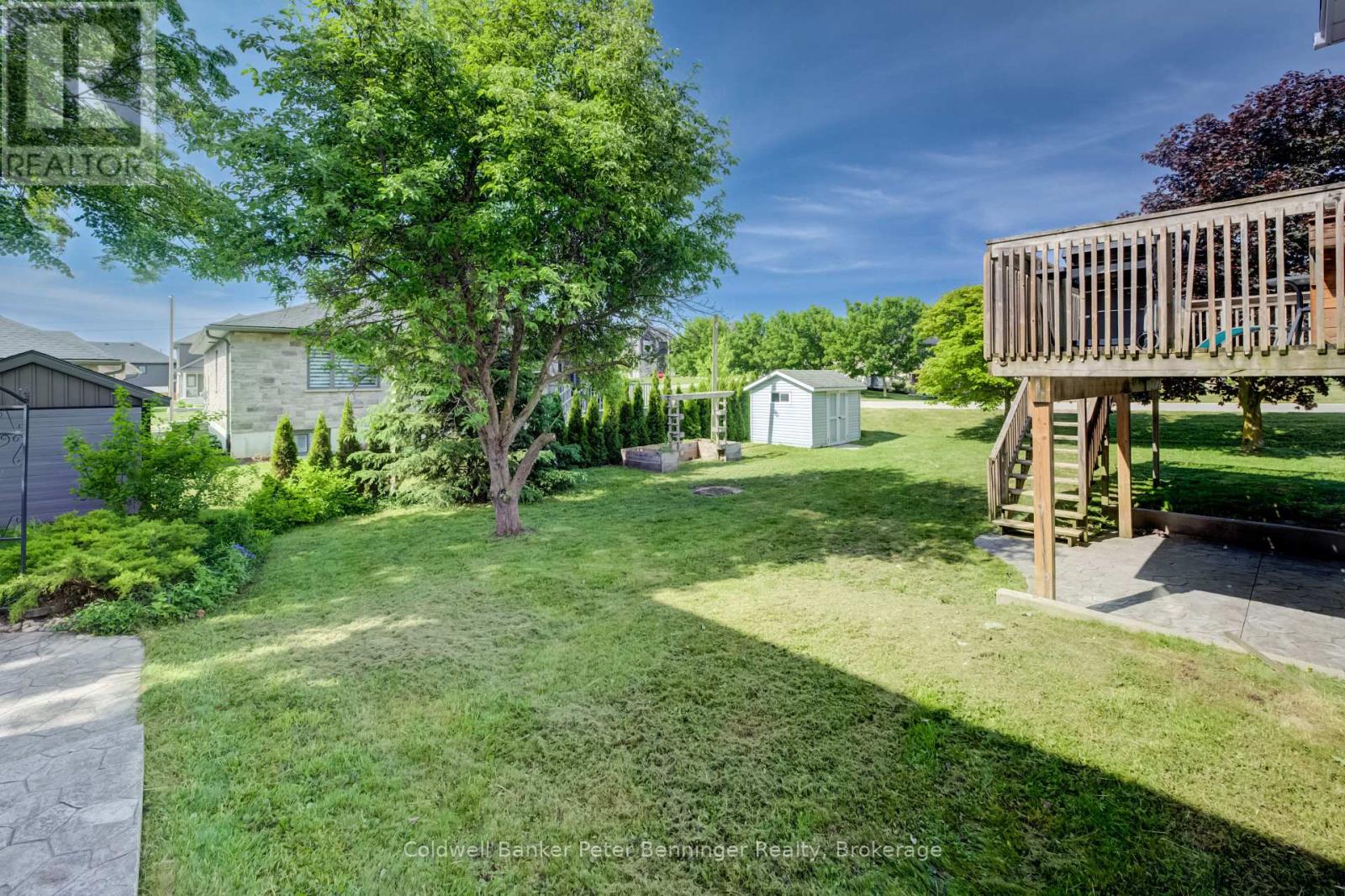 54 ELLEN AVENUE - 38