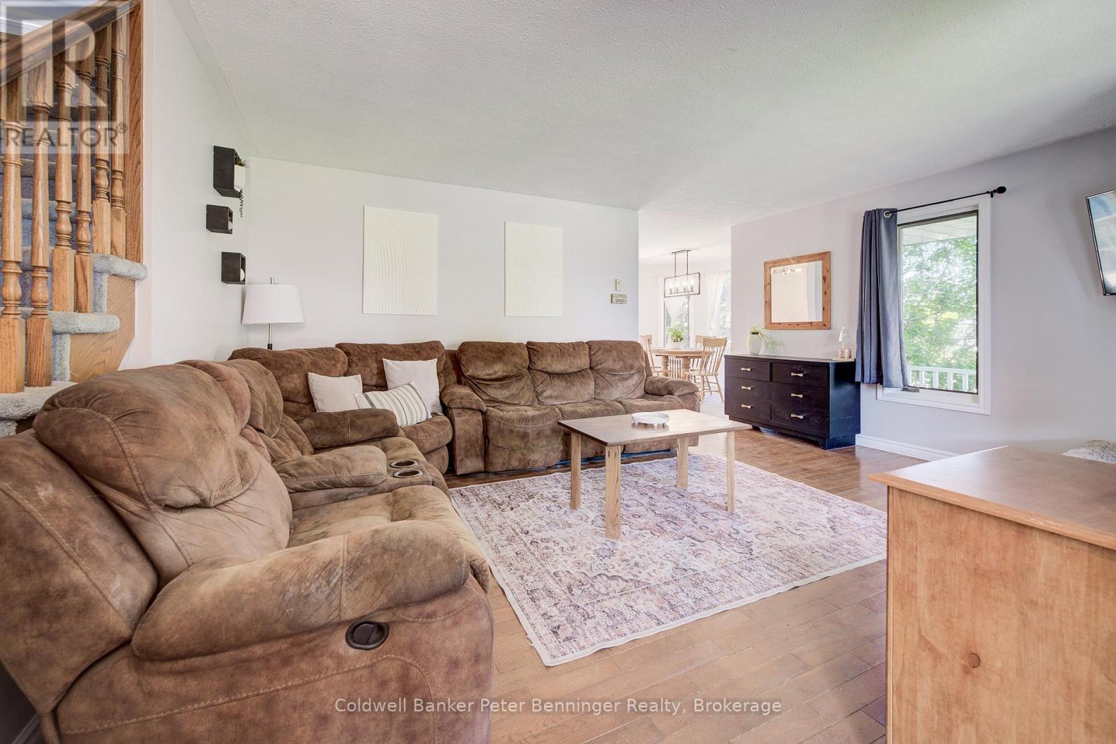 54 ELLEN AVENUE - 5