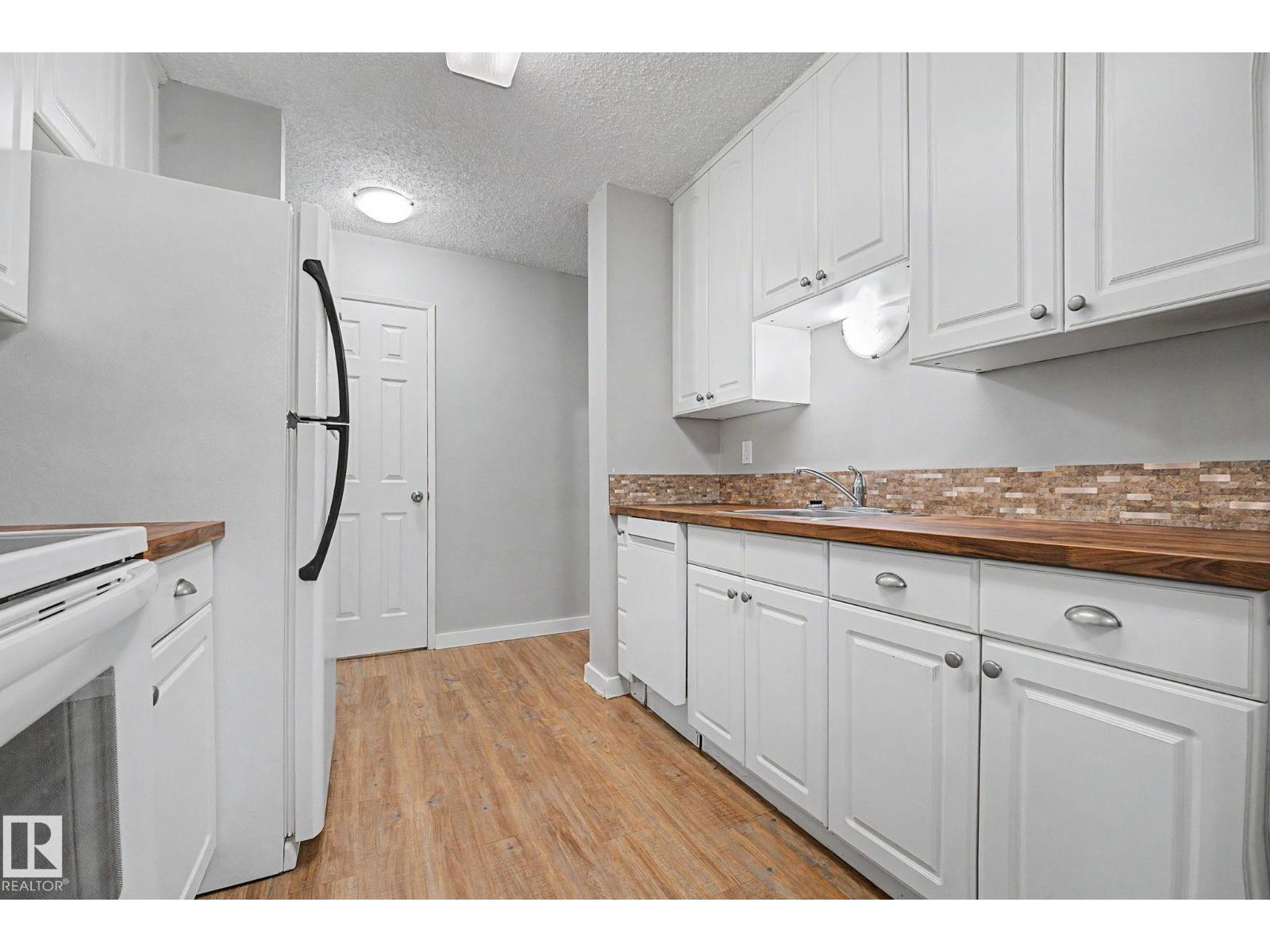 13303 47 ST NW - 10