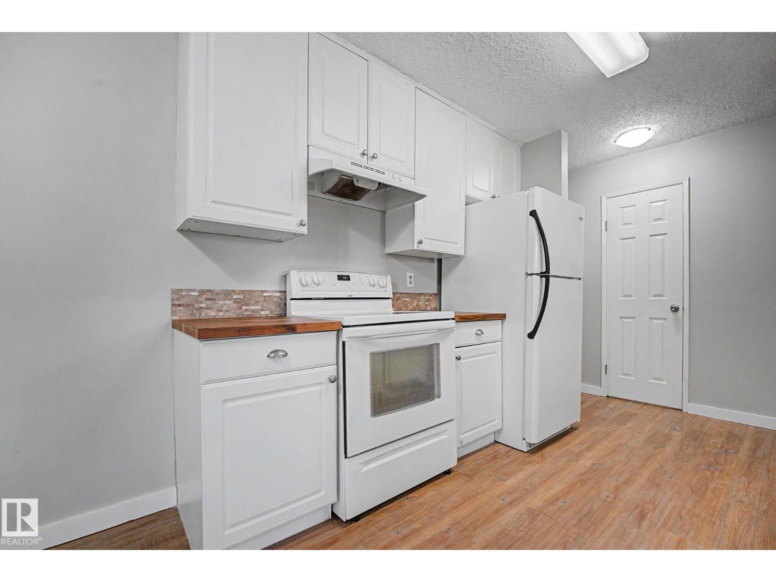 13303 47 ST NW - 9