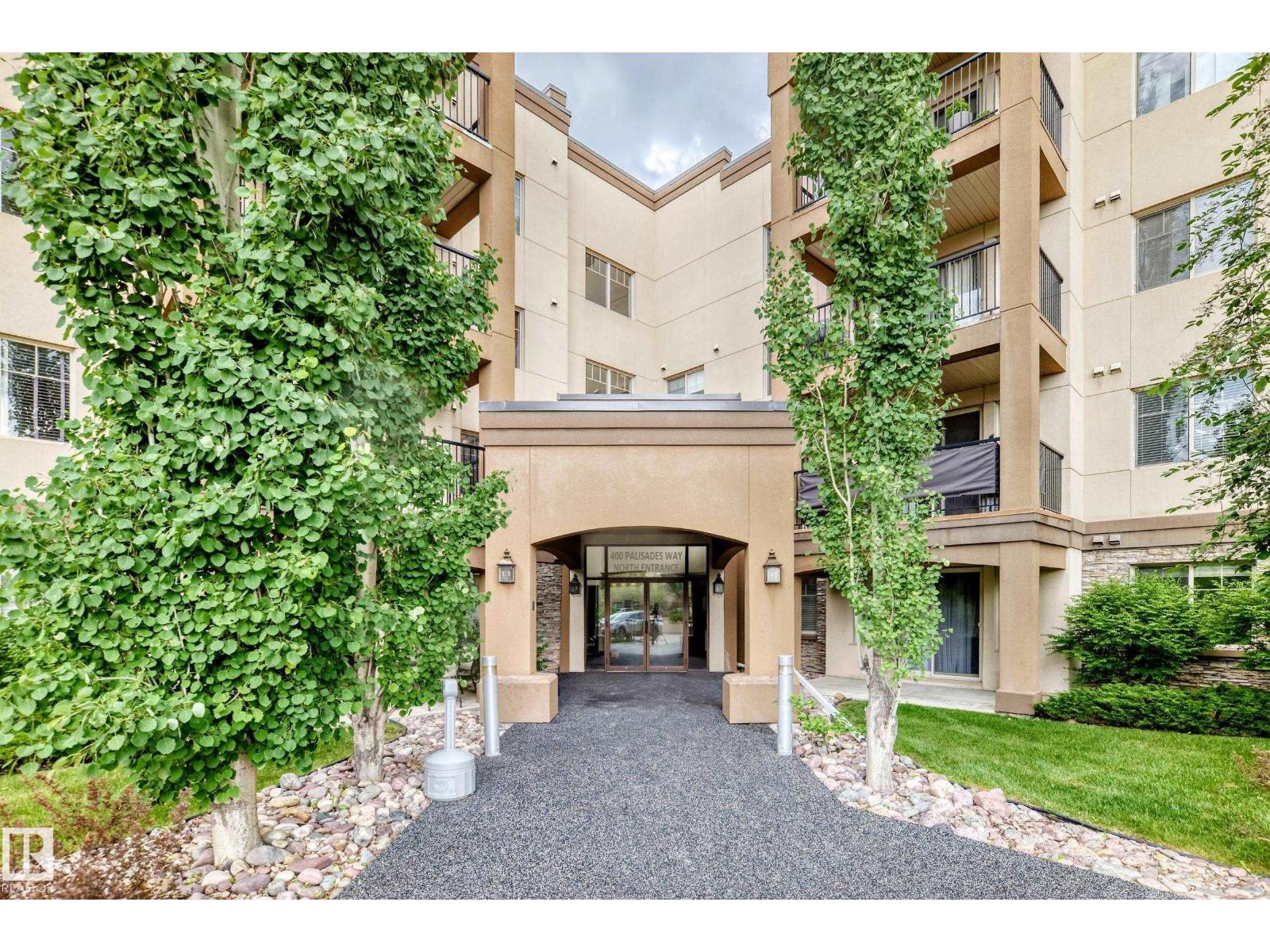#418 400 PALISADES WY - 2
