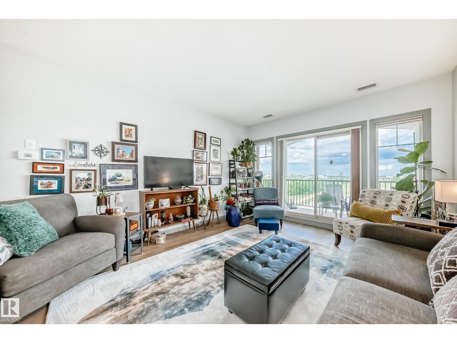#418 400 PALISADES WY - 3