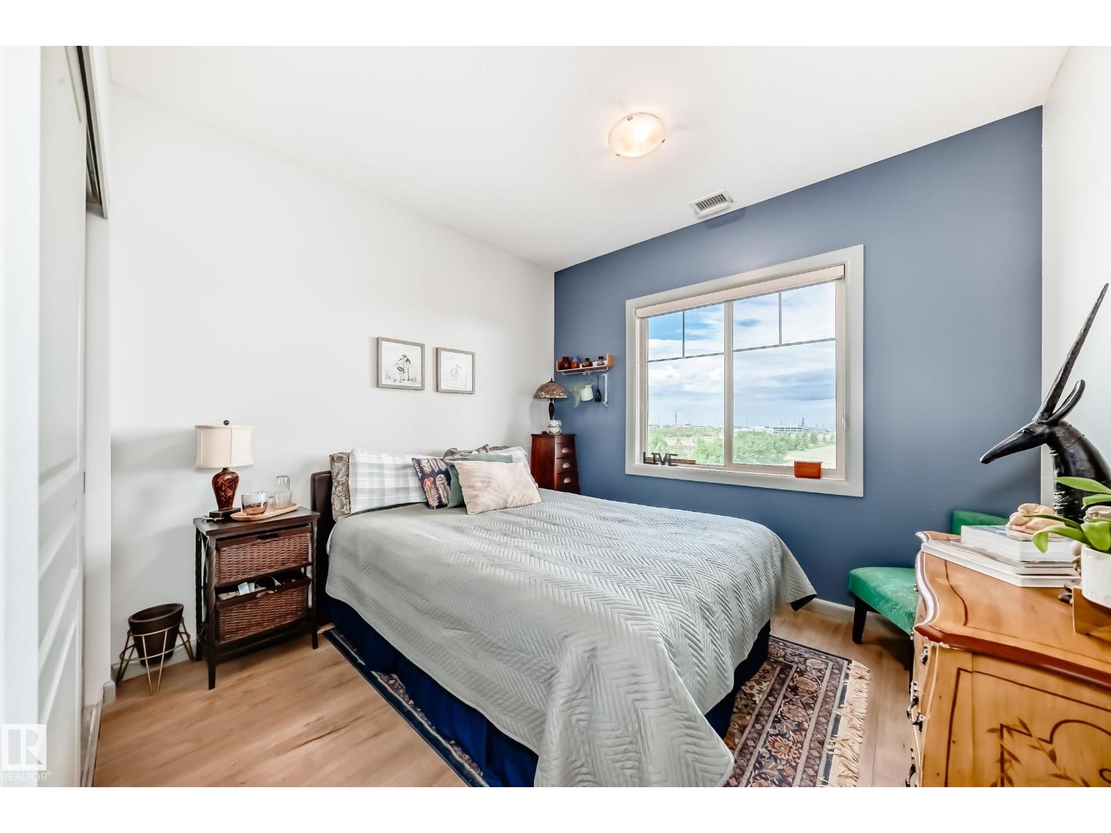 #418 400 PALISADES WY - 9